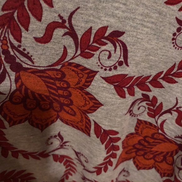 🎇5 for $15 bundle🎇 Lularoe Irma - Picture 5 of 5